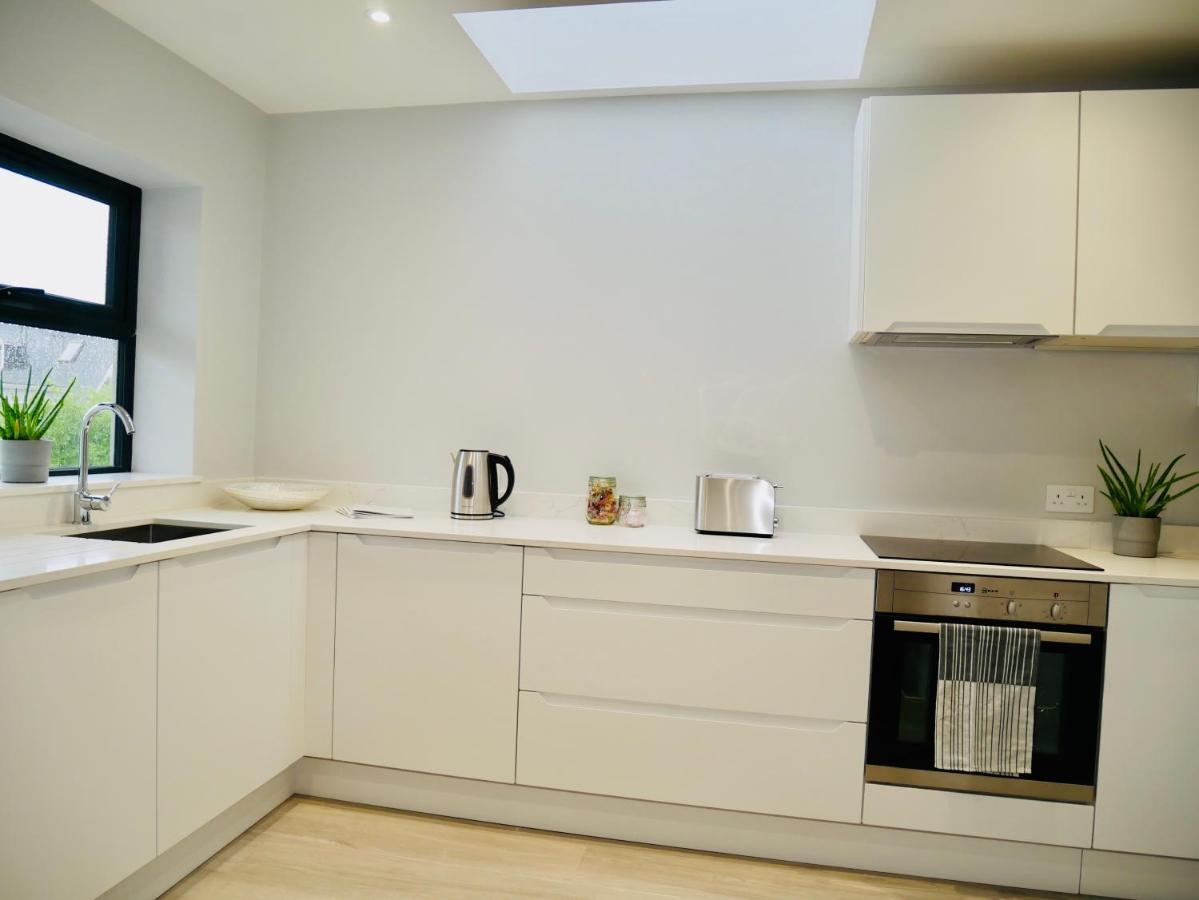 Beautiful Brand New Apartment Near The Beach Bournemouth Exterior foto